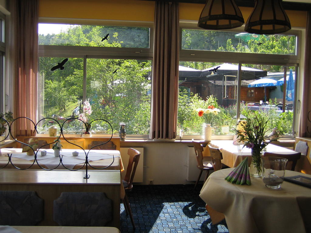 Landhotel Weinhaus Treis Weinaehr Екстер'єр фото